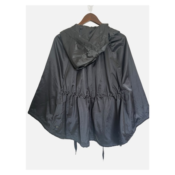 Lululemon Wanderful Hooded Capelet Raincoat Poncho Jacket Black Satin S/M - Picture 2 of 9